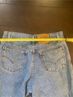 Vintage Levi’s 550 Sz 30